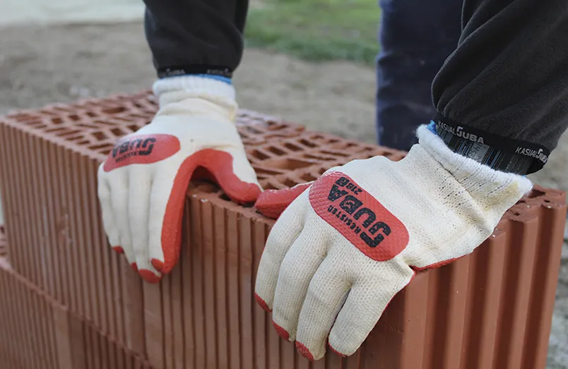guantes para construir