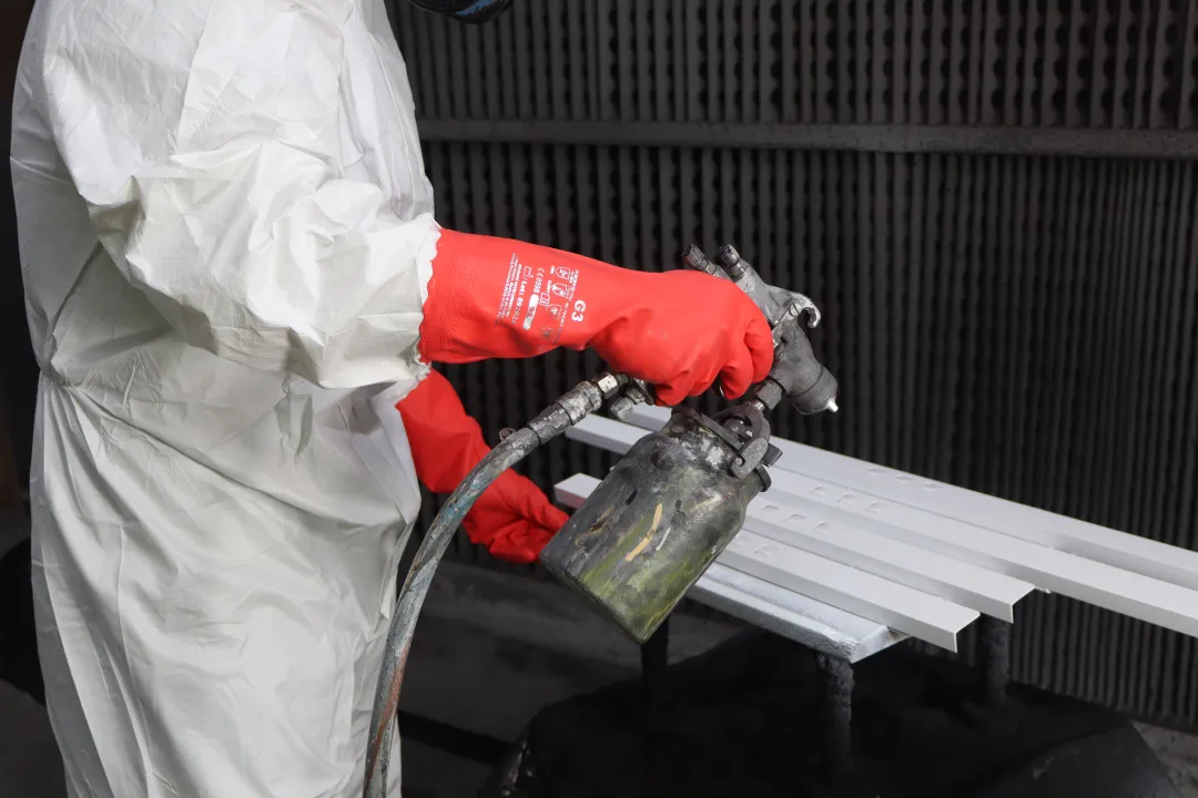 G3, G53 y G52: VUELVE LA GAMA DE GUANTES DE PVC CON GRAN RESISTENCIA QUÍMICA