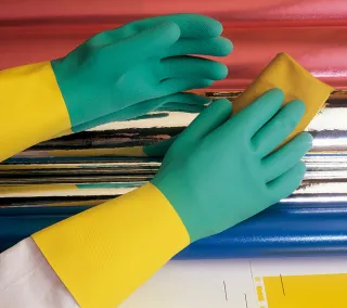 Latex Gloves Juba - 622 CAPITOL II Uso
